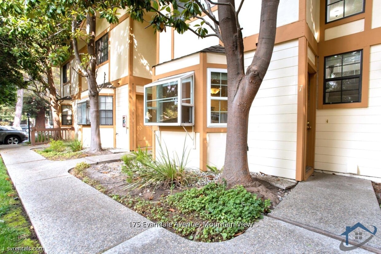 Primary Photo - 175 Evandale Ave