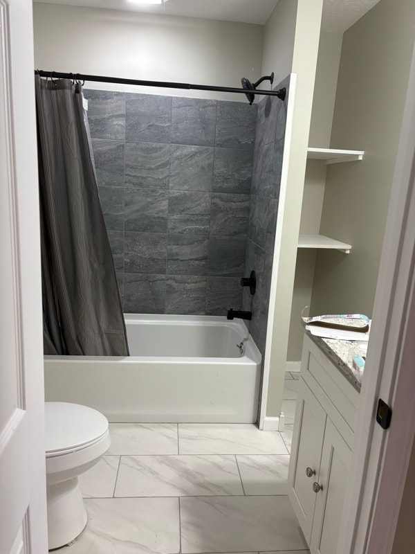 Building Photo - 205 Coakley St