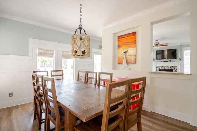 Building Photo - 68 Cobia St