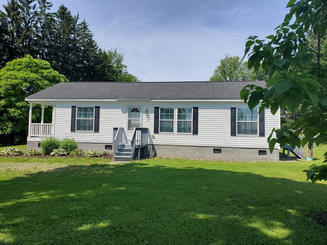 Foto principal - 782 Lansingville Rd