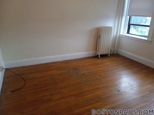 Foto del edificio - 1144 Commonwealth Ave