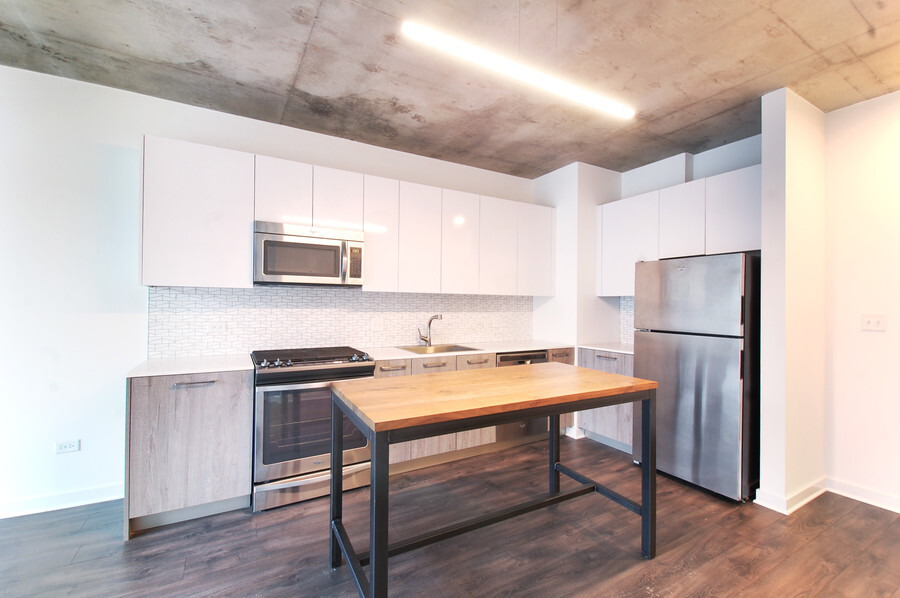 Foto principal - 3420 N Lincoln Ave