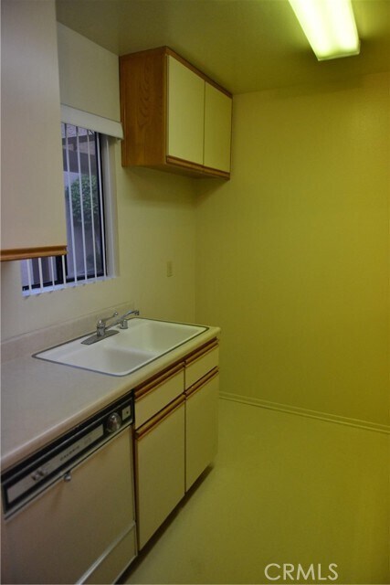 Foto del edificio - 410 W Milford St