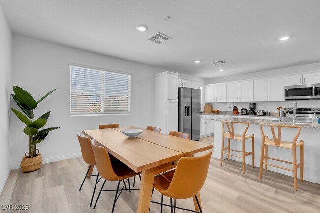 Foto del edificio - 12305 Crimson Horizon Rd.