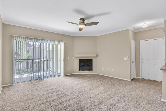 Foto del edificio - 2900 Sunridge Heights Pkwy