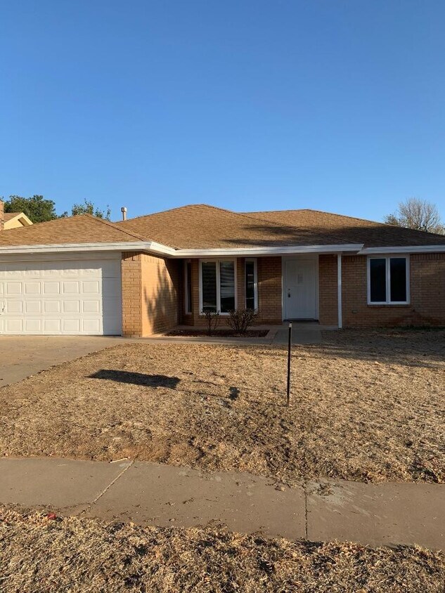 Foto principal - 5522 95th St