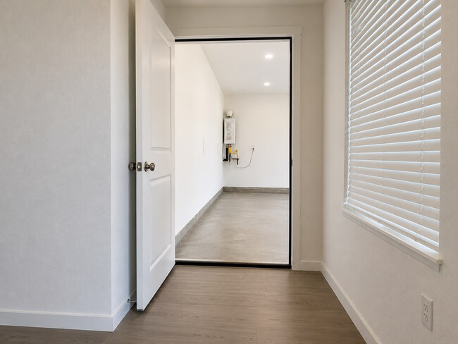 Foto del edificio - 3137 Campeiro Ave