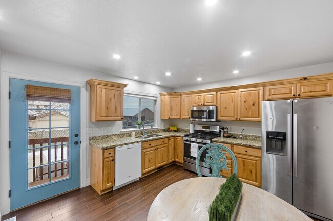 Foto del edificio - 7102 N Mohican Dr