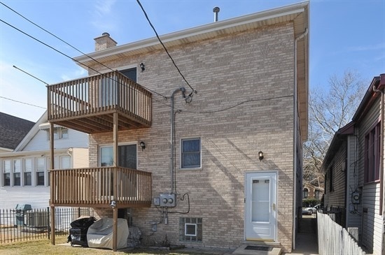 Building Photo - 5473 N Parkside Ave