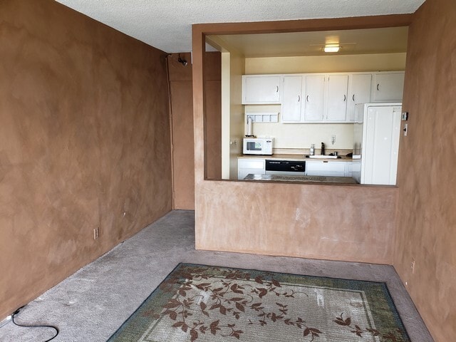 Building Photo - 12th floor One Bedroom Condo on the River
