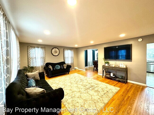 Foto del edificio - 3 br, 2 bath House - 1809 Deveron Rd