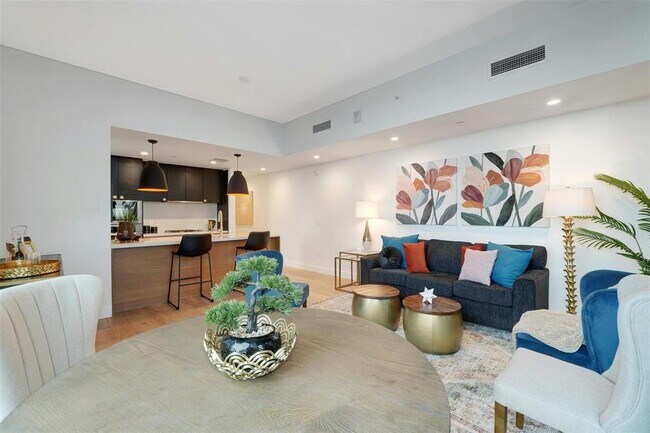 Foto del edificio - 70 Rainey St