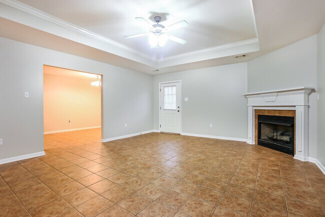 Foto del edificio - Single-Level 4-Bedroom Home with Garage in Benton