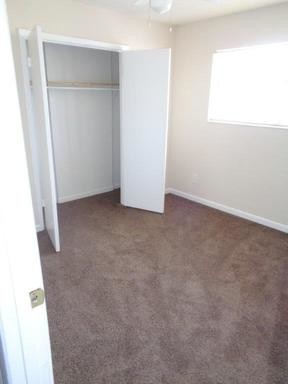 Building Photo - 661 Sherwood Dr