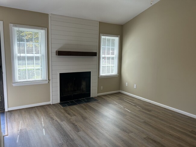 Foto del edificio - 2 Bedroom, 2 Bath Townhome in Rocky Mount