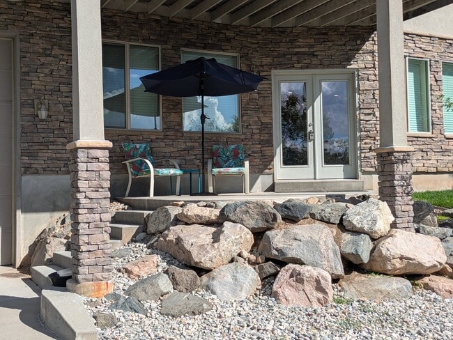 Building Photo - 5145 Mile High Cir