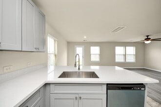 Building Photo - 19245 Reiner Gln Ct