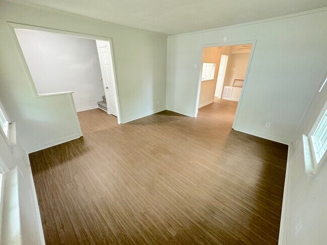 Foto del edificio - COME MEET YOUR NEW HOME! 2 BEDROOM APARTMENT IN PORTSMOUTH FOR RENT