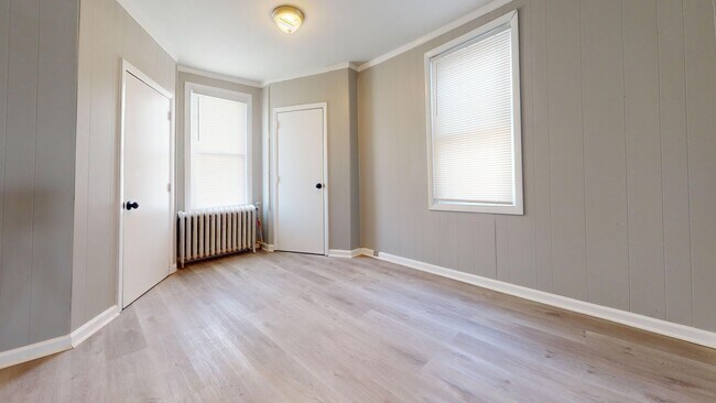 Foto del edificio - 705 Edgemore Rd