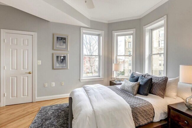 Foto del edificio - 1306 O St NW