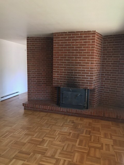 Building Photo - 144-4312/4314 Holly Lane