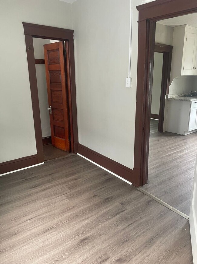 Foto del edificio - 3414 W 44th St