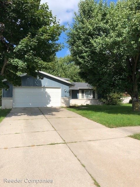 Primary Photo - 4 br, 2 bath House - 2730 W. 63rd Lane