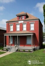 Building Photo - 1665 N 4th St