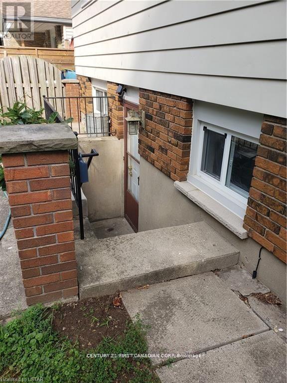 Building Photo - 39 Patience Crescent