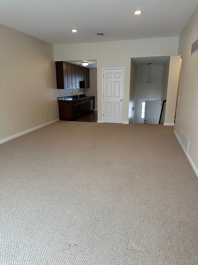 Foto del edificio - 252 Terraplane Dr SE