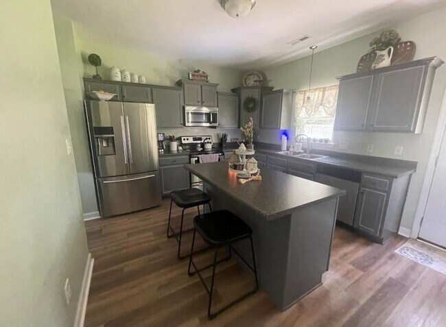 Foto del edificio - 3 Bedroom Home in Sneads Ferry