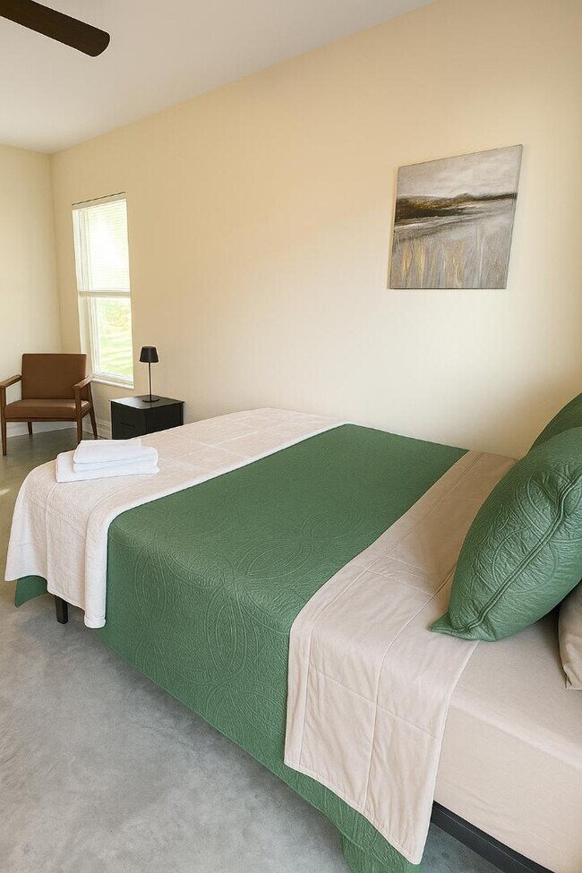 Foto del edificio - 2010 Lake Cannon Dr NW