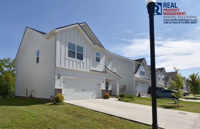 Foto del edificio - Gorgeous and modern 5 bd 3 ba home in Smyrna! Neighborhood pool and playground!