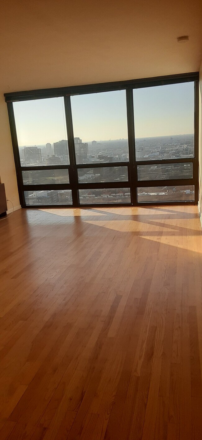 Foto del edificio - 1636 N Wells St