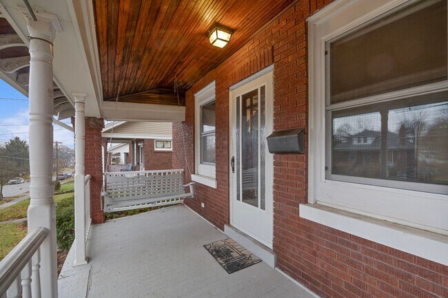 Foto del edificio - West Price Hill - Charming 3 bedroom 1 bath