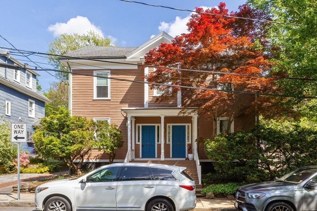 Foto principal - 192 Appleton St
