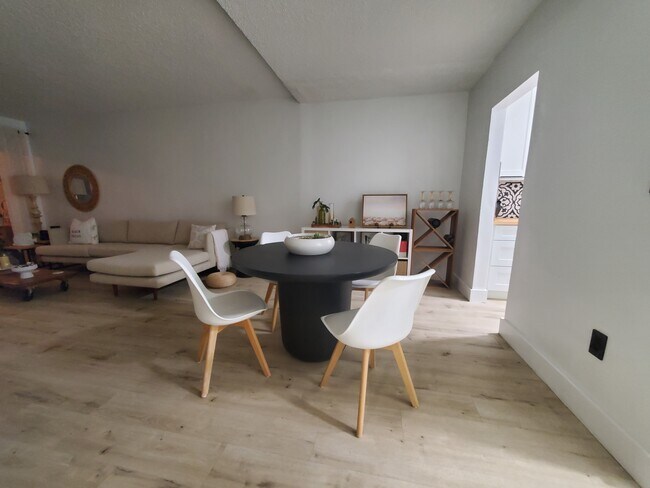 Foto del edificio - 13105 Ixora Ct