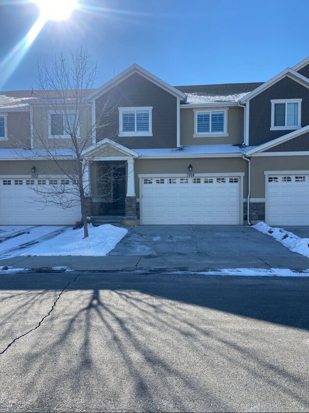 2059 W Fairway Ln, Orem, UT 84059 Townhome Rentals in Orem UT