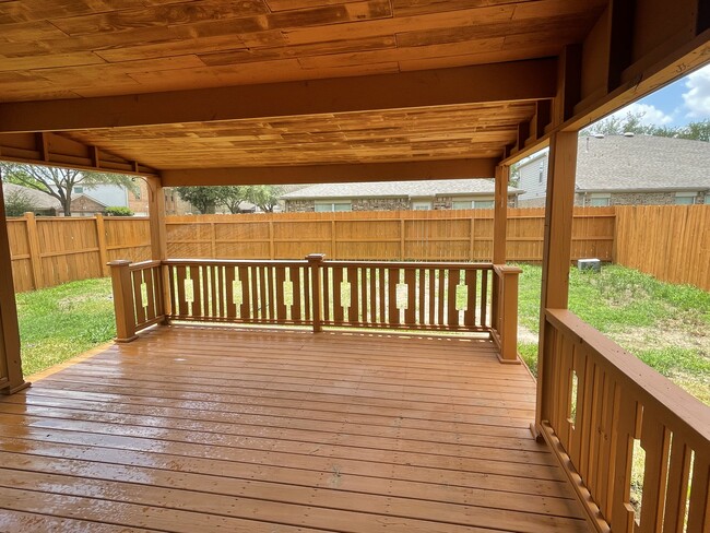 Backyard Deck - 4811 Pebble Bluff Ln