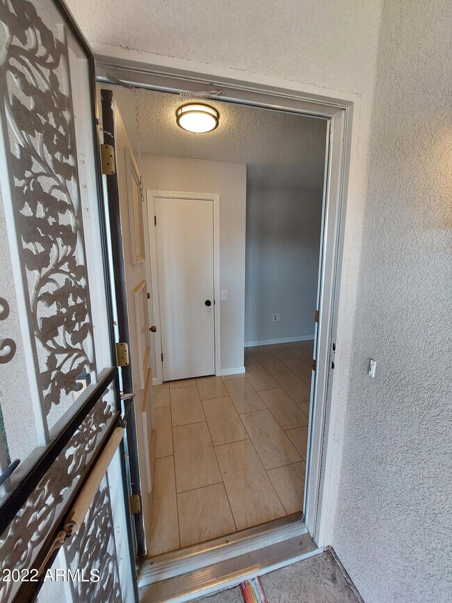 Foto del edificio - 13204 W Hyacinth Dr