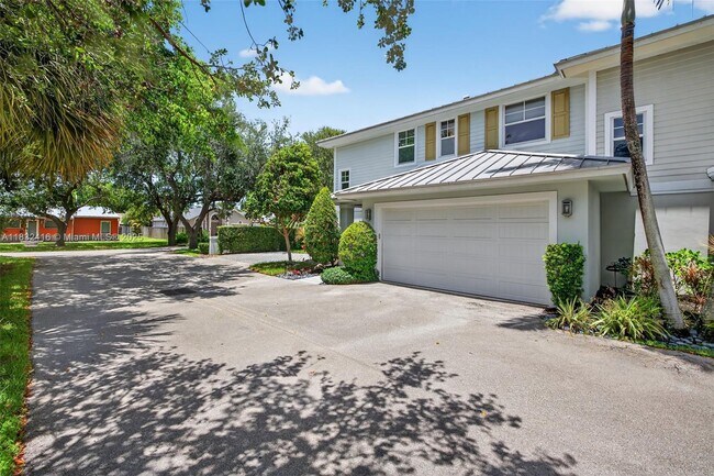 Foto del edificio - 608 SW 15th St