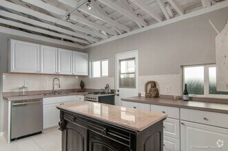 Building Photo - 3145 30th St