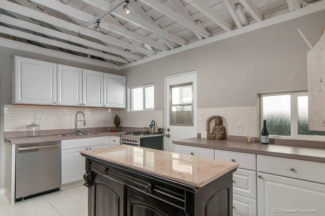 Primary Photo - A North Park Gem! Remodeled! One of a kind...