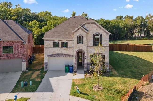 Building Photo - 8137 Lindheimer Ln