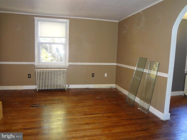 Foto del edificio - 533 Hillcrest Pl