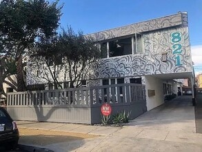 Building Photo - 821 Westmount Dr