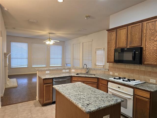 Foto del edificio - 100 Bryan St