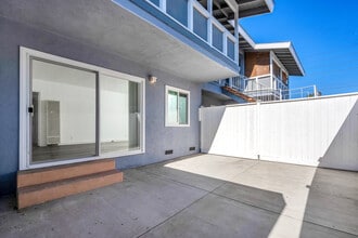 Building Photo - 3706 Redondo Beach Blvd