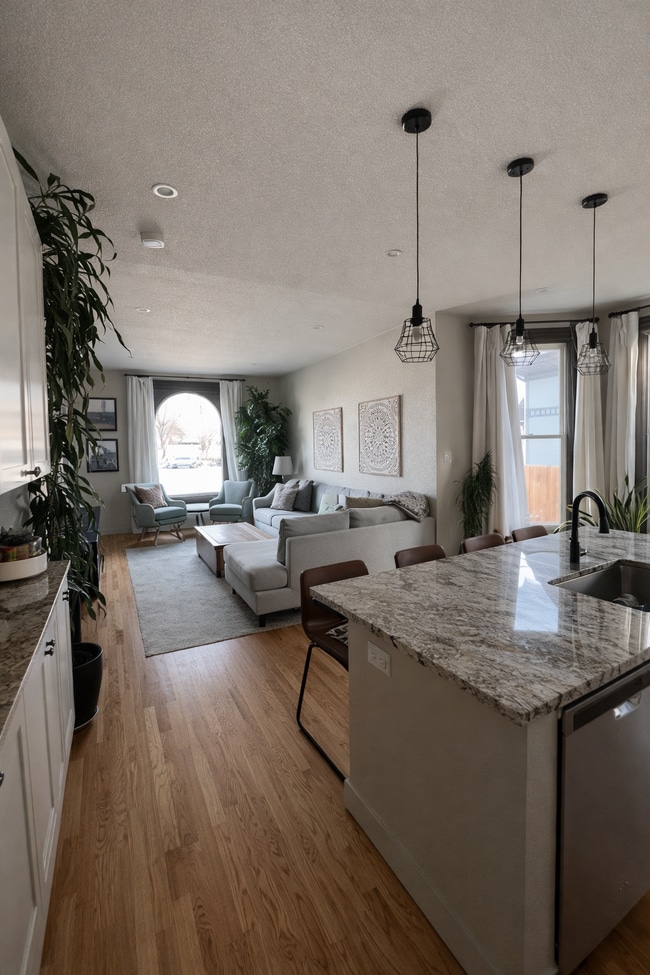 Photo - 151 S Lincoln St Townhome