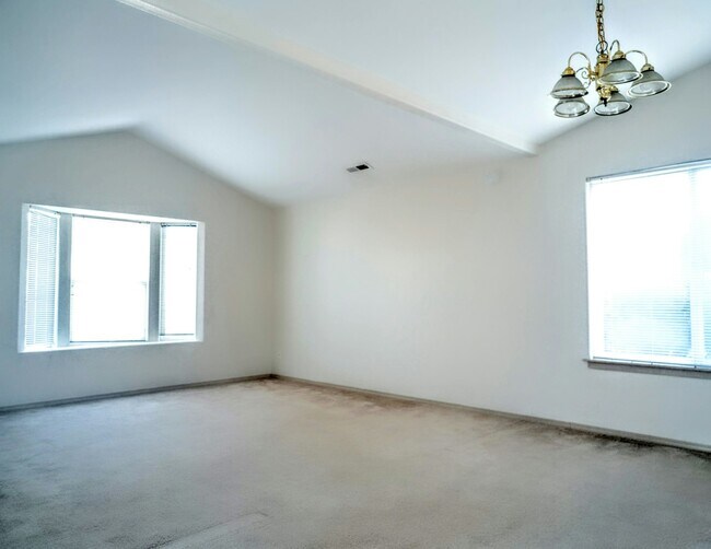 Foto del edificio - 16901 SE 6th St